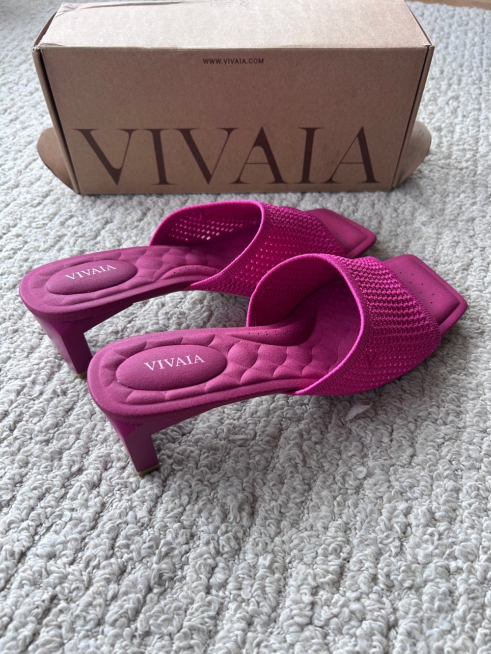 Vivaia Pink Square-Toe Block Heel Sandals - Picture 2 of 9